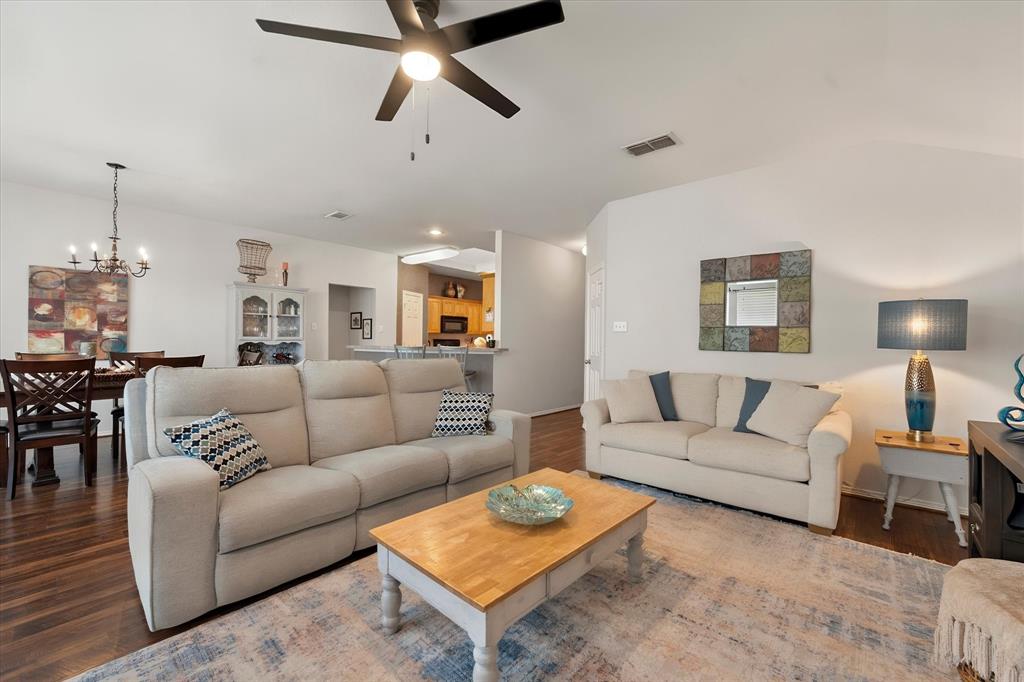 6920 Coldwater Canyon Road Property Photo 6