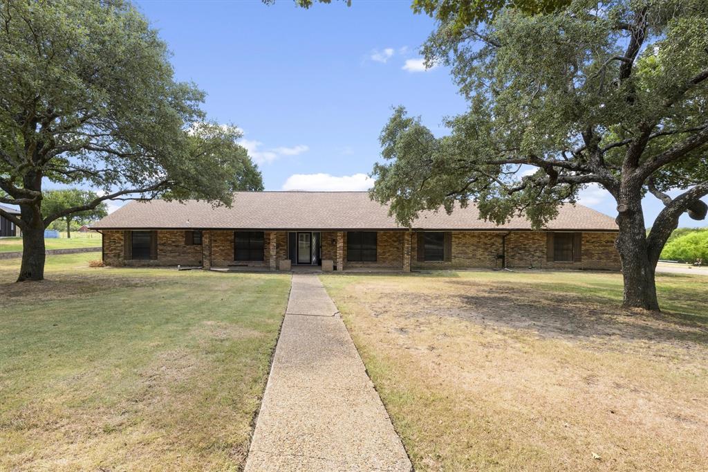 5 Crestview Circle Property Photo 1