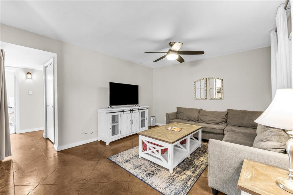 1214 Baylor Avenue 109 Property Photo 4