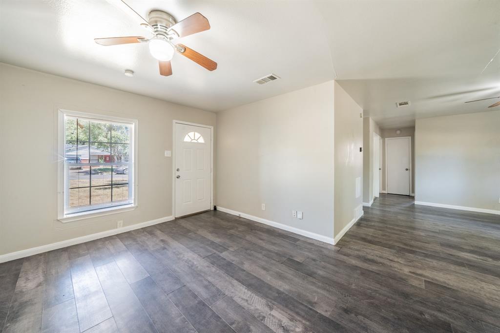 4646 Ridgepoint Drive Property Photo 10