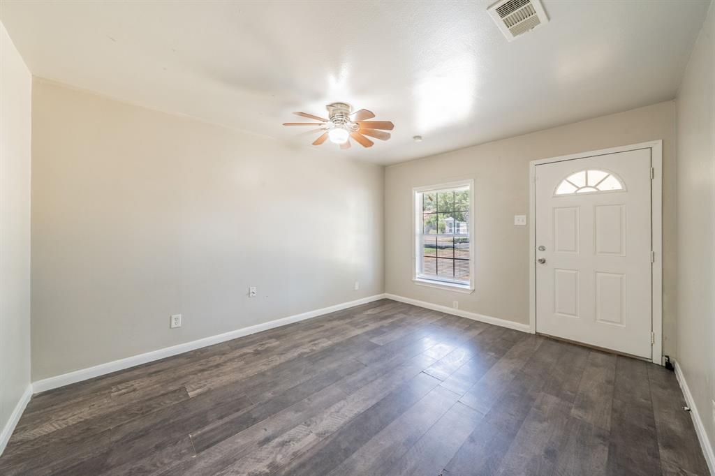 4646 Ridgepoint Drive Property Photo 10