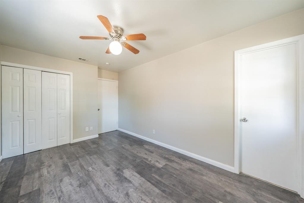 4646 Ridgepoint Drive Property Photo 14