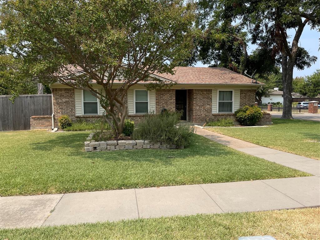 1633 Wisteria Way