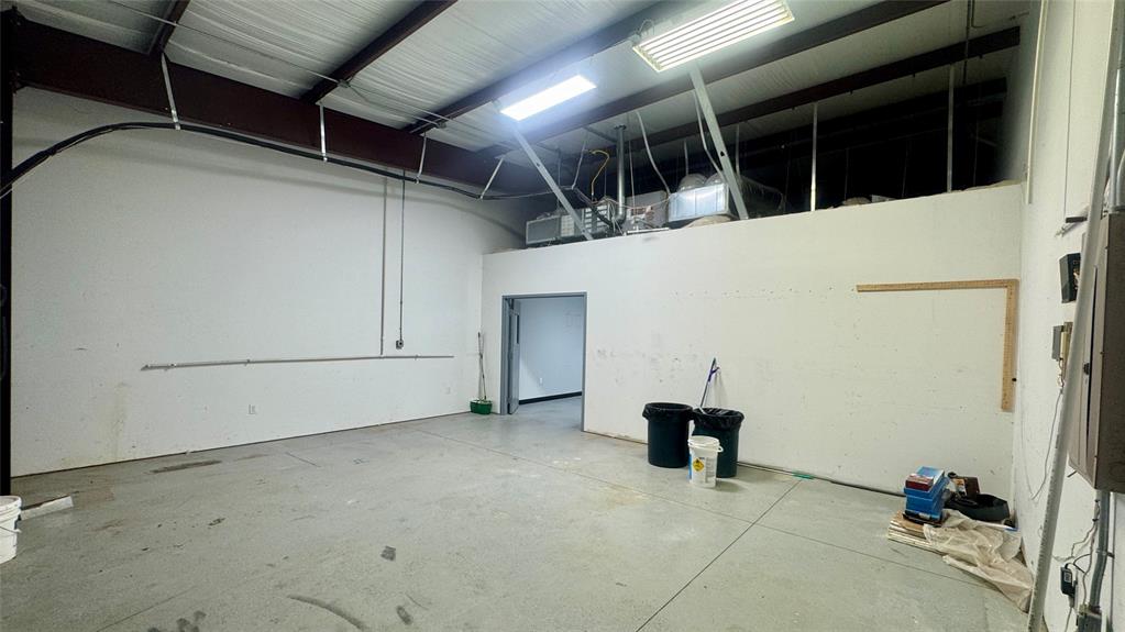 205 Hooper Road Property Photo 6
