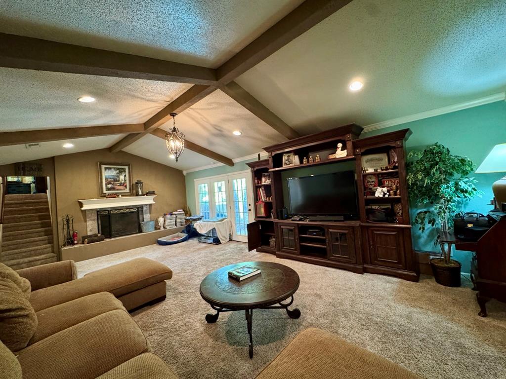 1013 Overhill Drive Property Photo 14