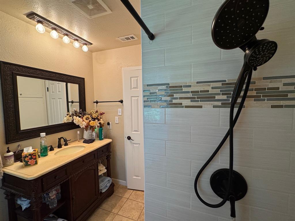 1013 Overhill Drive Property Photo 20