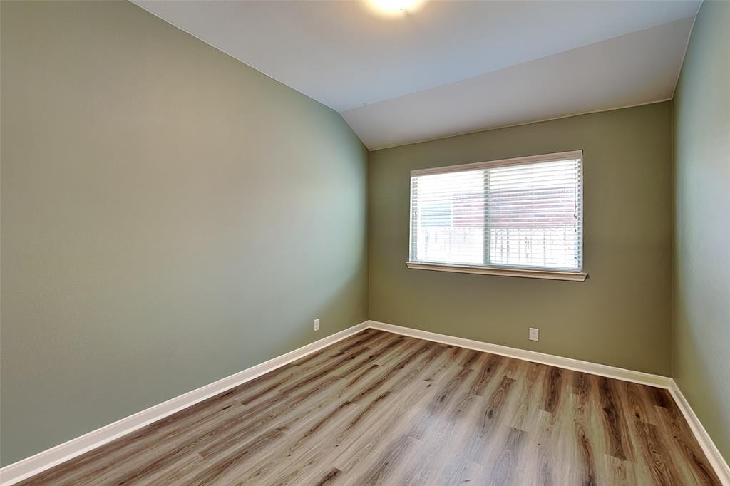2112 Danibelle Drive Property Photo 10