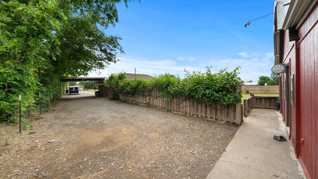 111 Vz County Road 3433 Property Photo 25