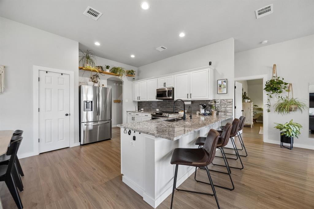 3704 Redwood Circle Property Photo 15