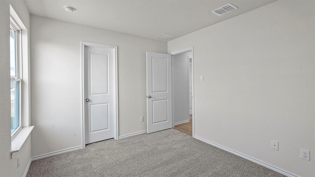 1105 Overhill Road Property Photo 11