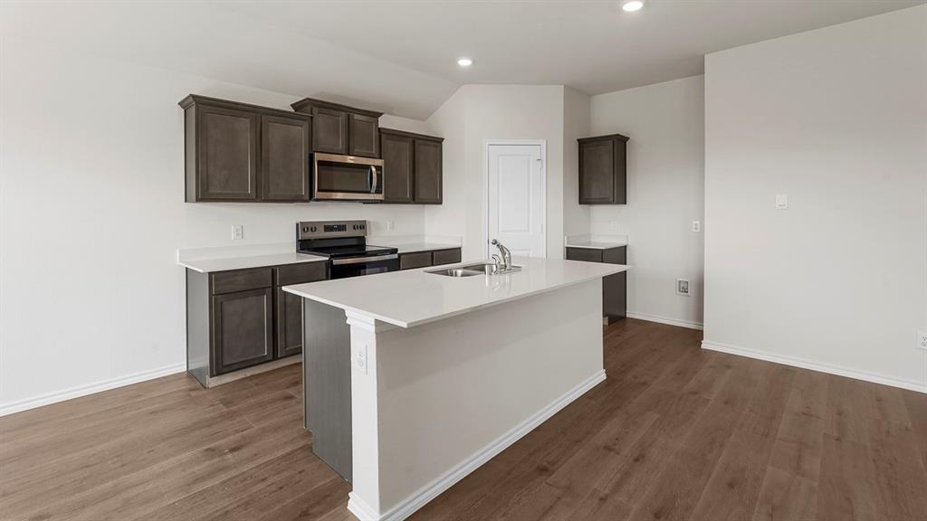 1105 Overhill Road Property Photo 15