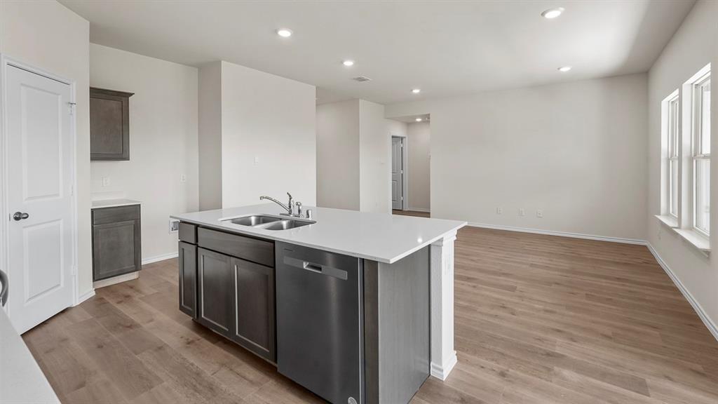 1105 Overhill Road Property Photo 18