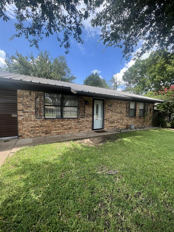 2036 Lisa Circle Property Photo 1