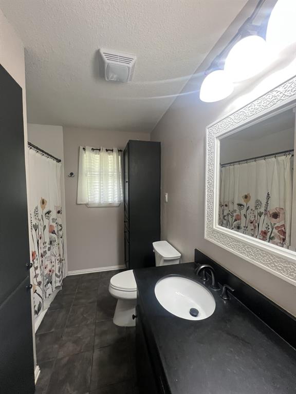 2036 Lisa Circle Property Photo 9
