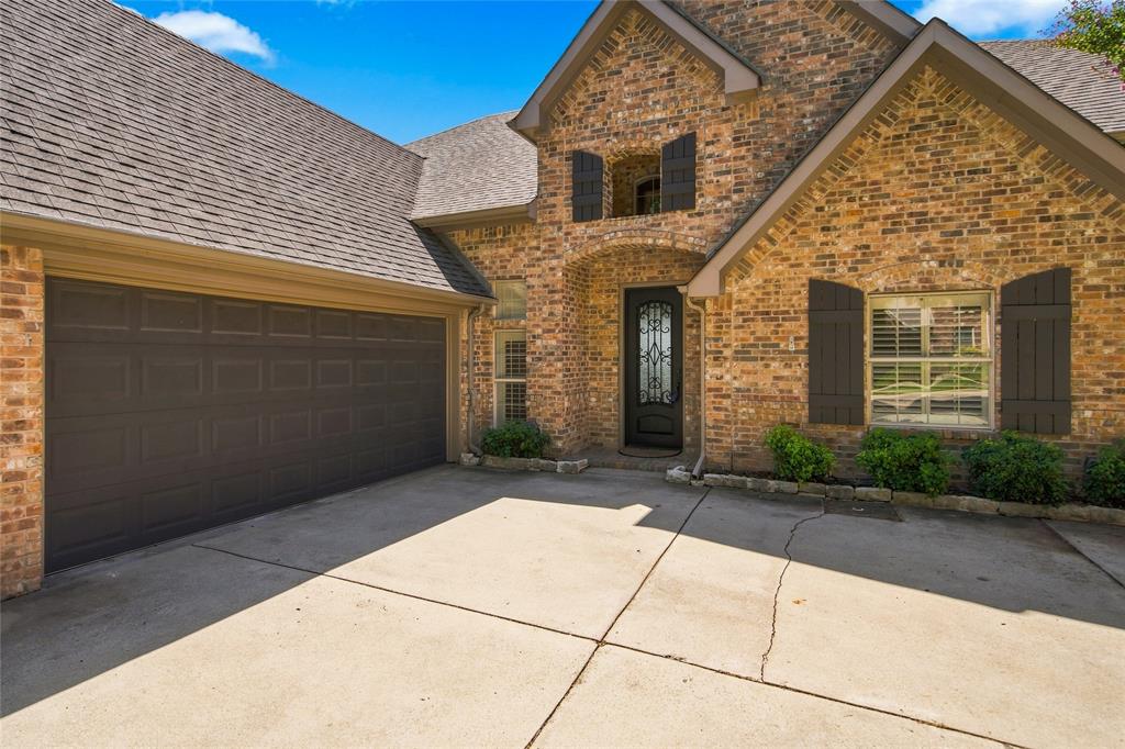 1820 Forest Bend Lane Property Photo 4