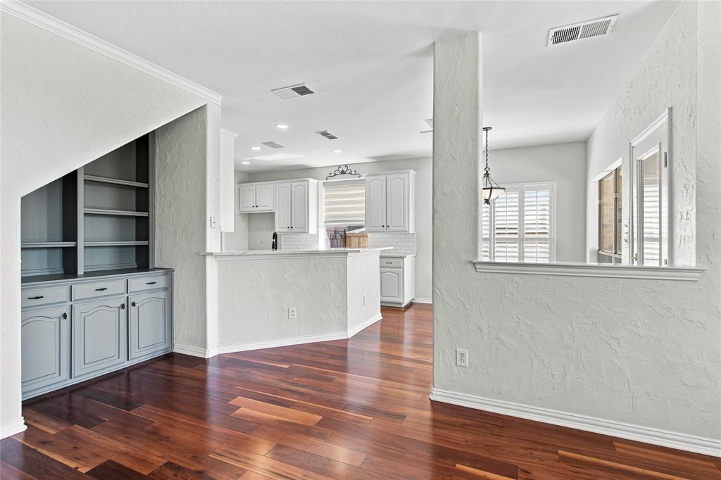 1820 Forest Bend Lane Property Photo 13