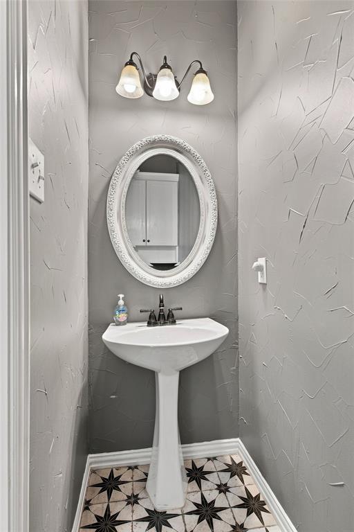 1820 Forest Bend Lane Property Photo 20