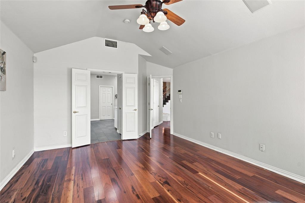 1820 Forest Bend Lane Property Photo 22