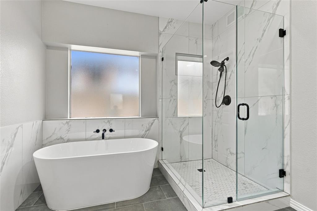 1820 Forest Bend Lane Property Photo 24