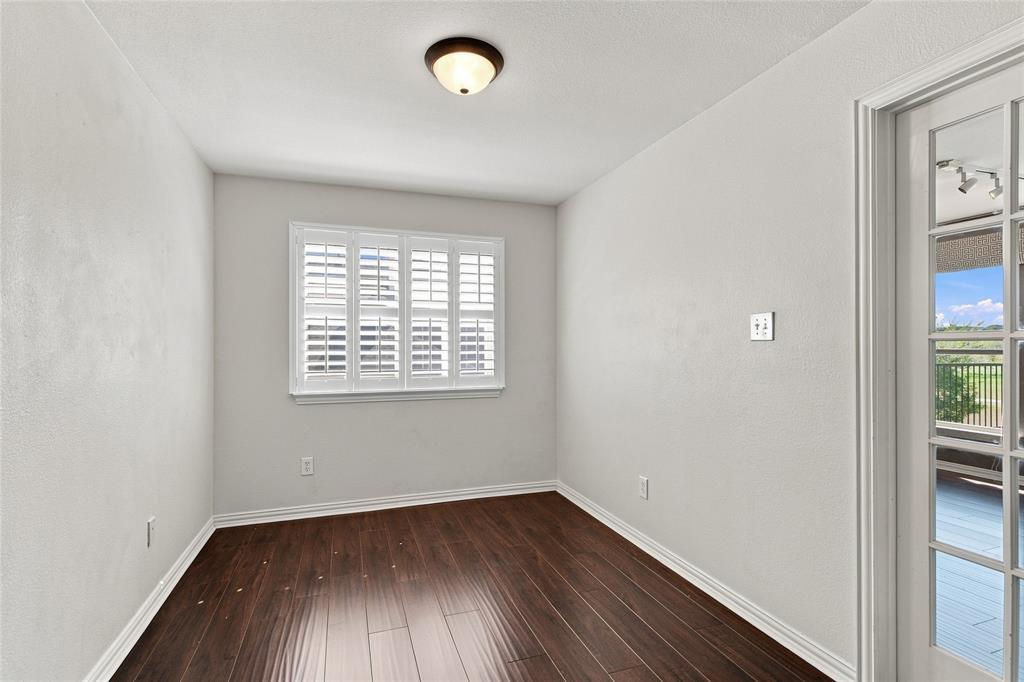 1820 Forest Bend Lane Property Photo 26