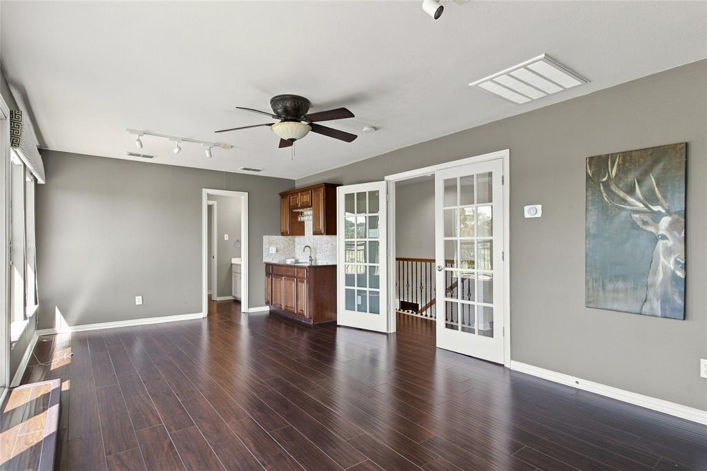 1820 Forest Bend Lane Property Photo 28