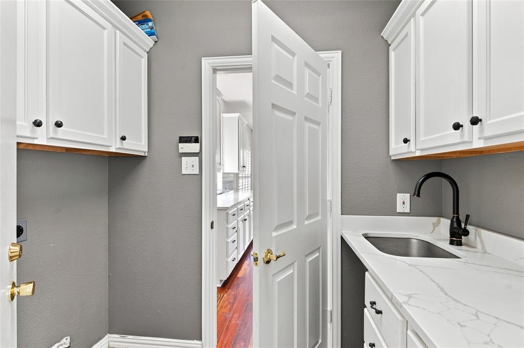 1820 Forest Bend Lane Property Photo 34