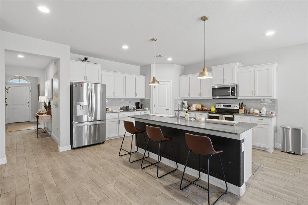 1812 Ruffian Road Property Photo 16