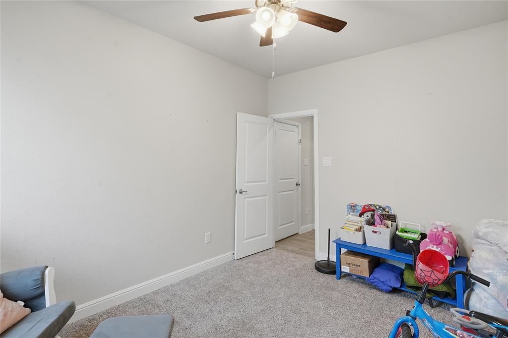 1812 Ruffian Road Property Photo 19