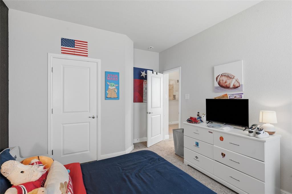 1812 Ruffian Road Property Photo 23
