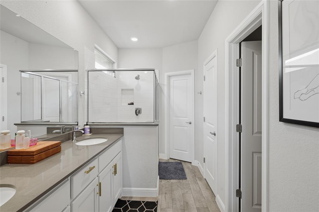 1812 Ruffian Road Property Photo 28