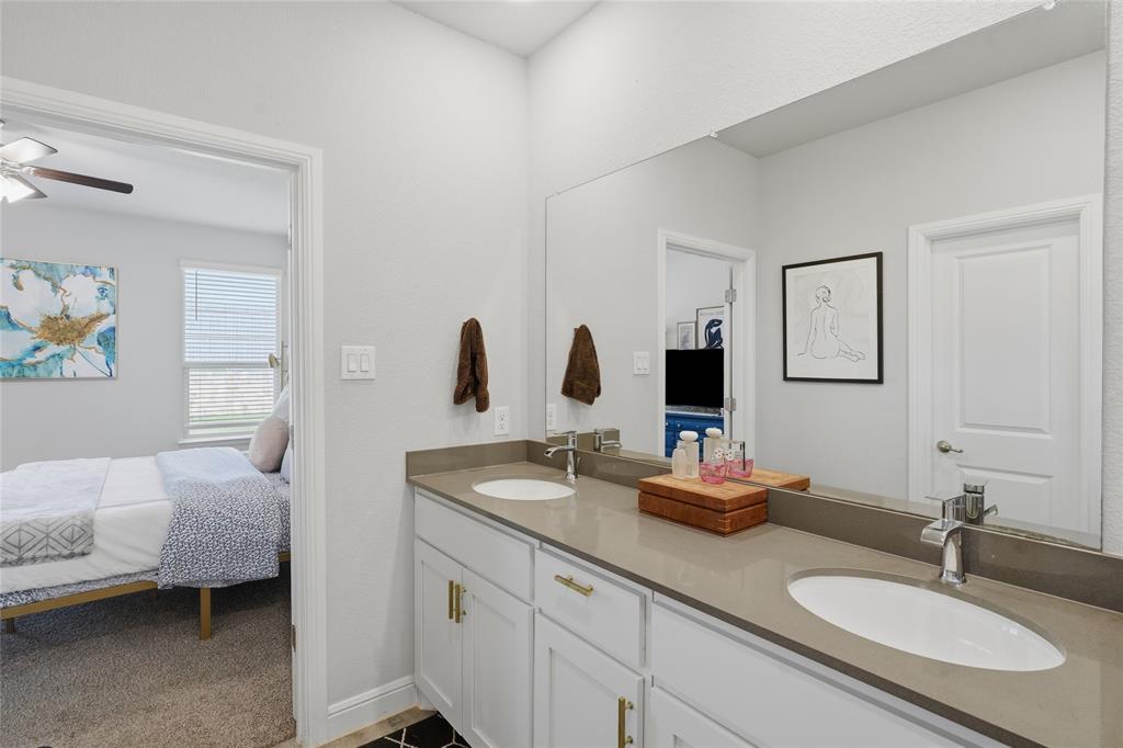 1812 Ruffian Road Property Photo 30