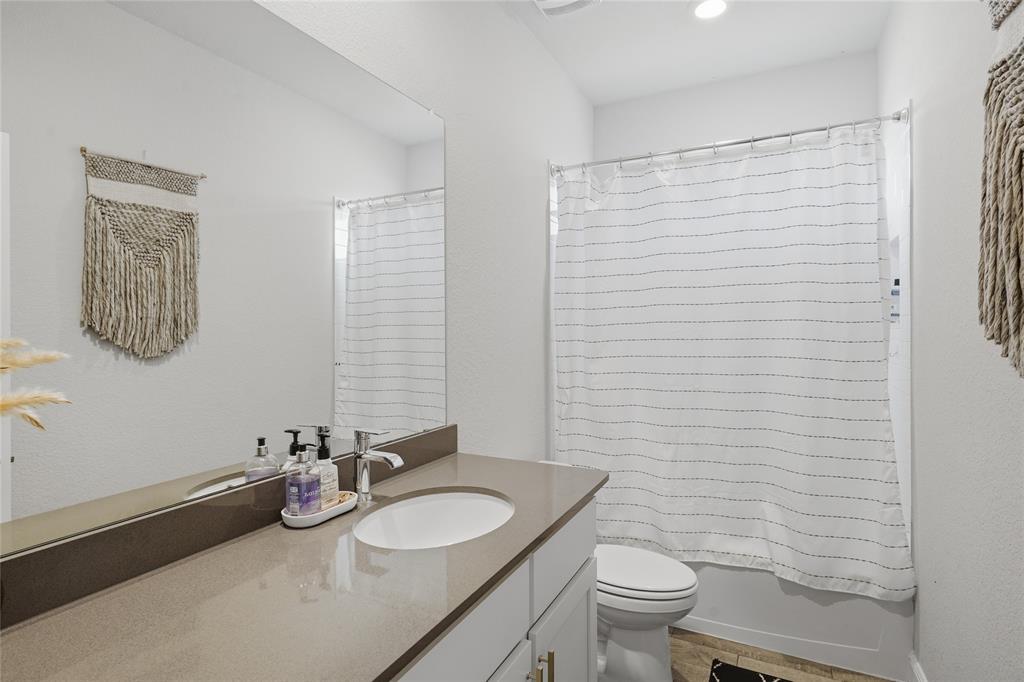 1812 Ruffian Road Property Photo 31