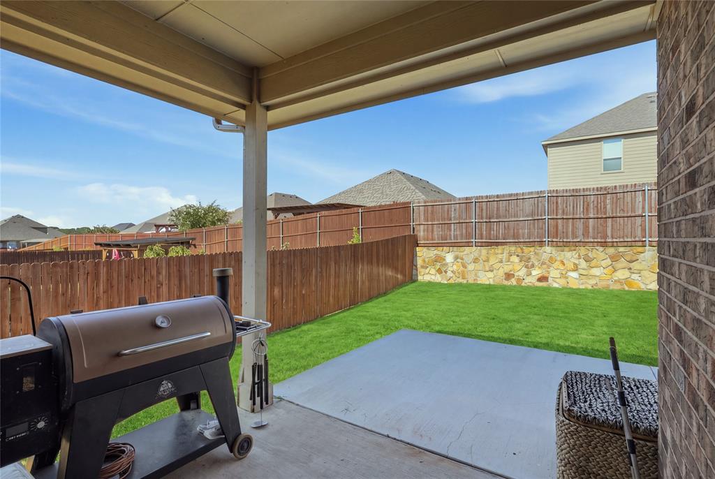 1812 Ruffian Road Property Photo 33