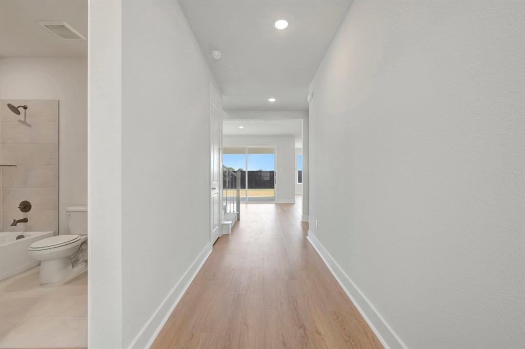 8013 Autumn Sage Trail Property Photo 5