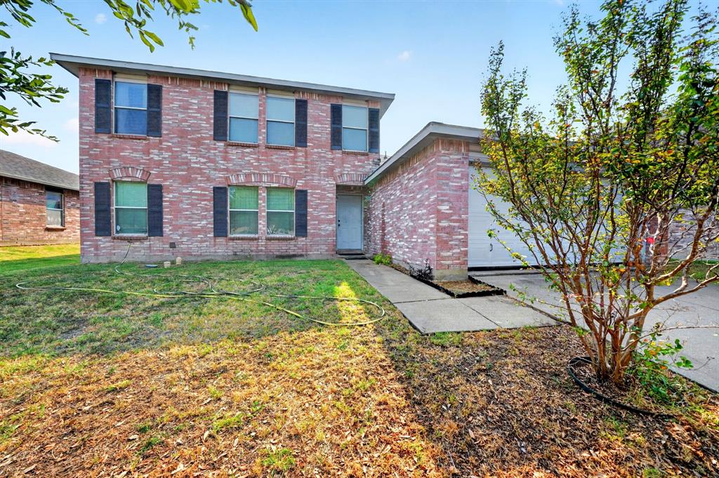 4209 Boxwood Drive Property Photo 2