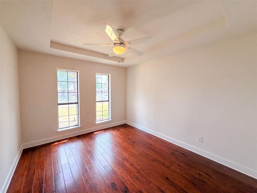 512 W Jefferson Street Property Photo 9