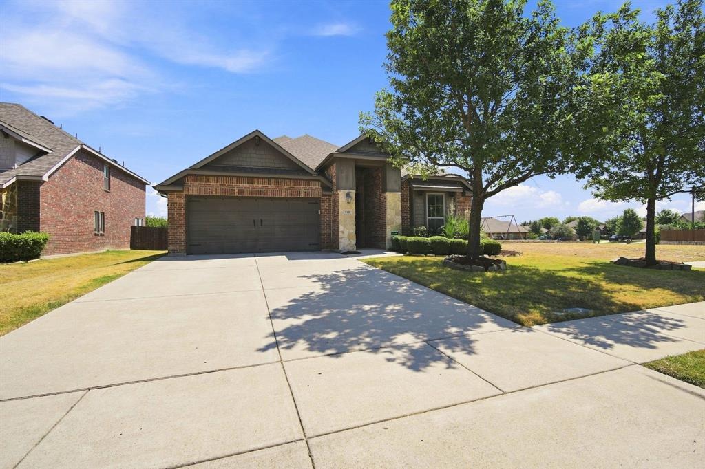 910 Westminster Drive Property Photo 23