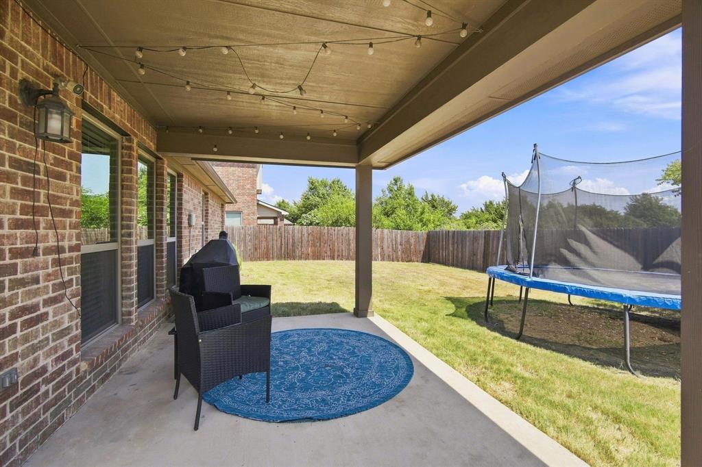910 Westminster Drive Property Photo 25