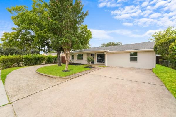 14011 Stardust Lane Property Photo 1