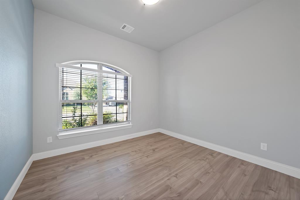 2611 Ashmont Way Property Photo 11