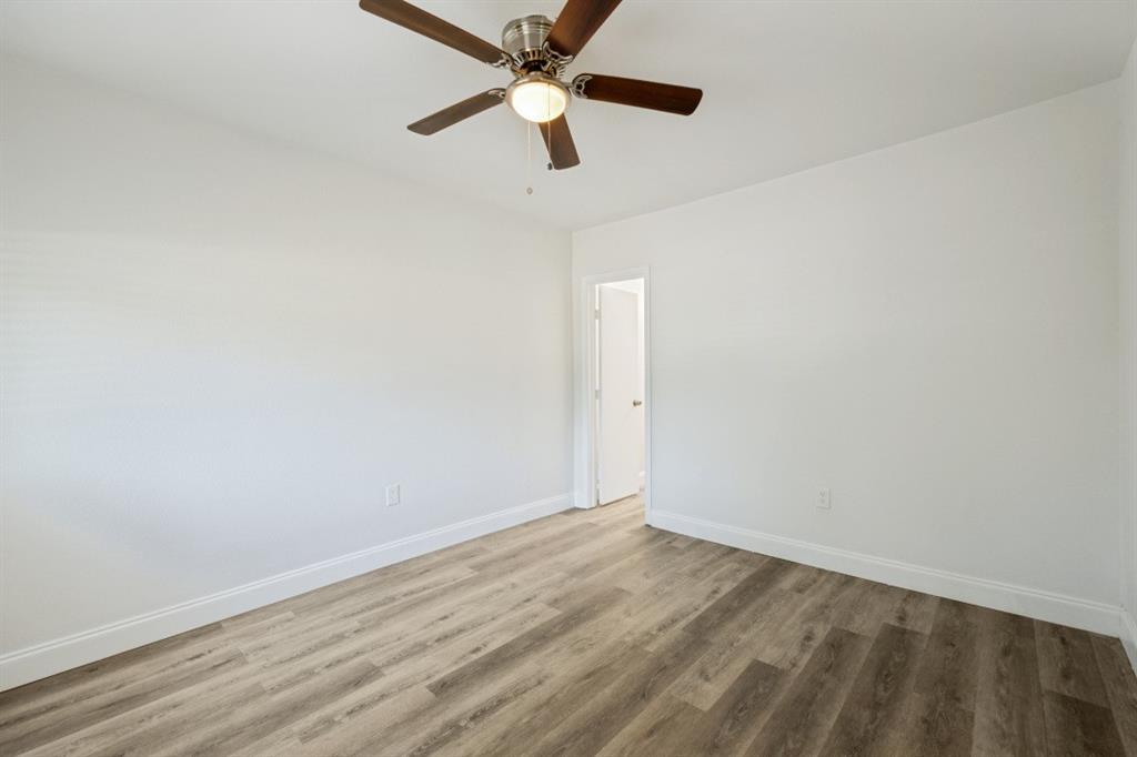 411 Hillcrest Street Property Photo 14