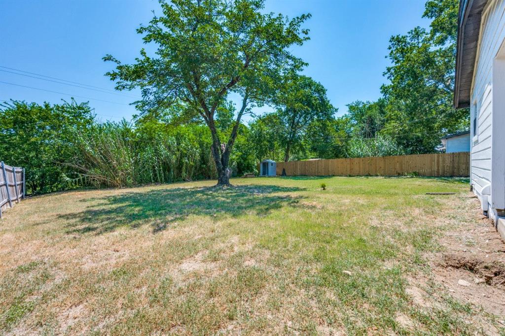 411 Hillcrest Street Property Photo 23