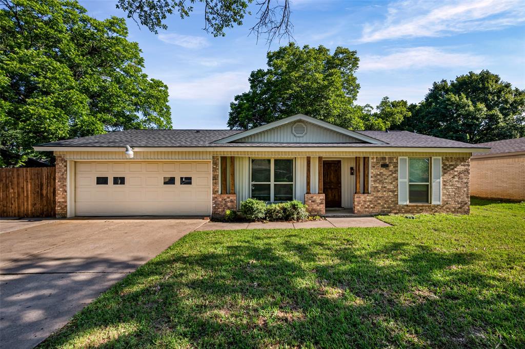 7521 Susan Court Property Photo 1