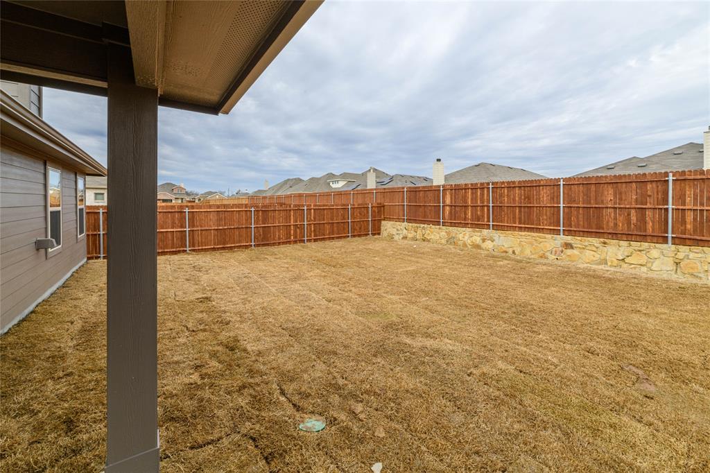 635 Frio Lane Property Photo 23