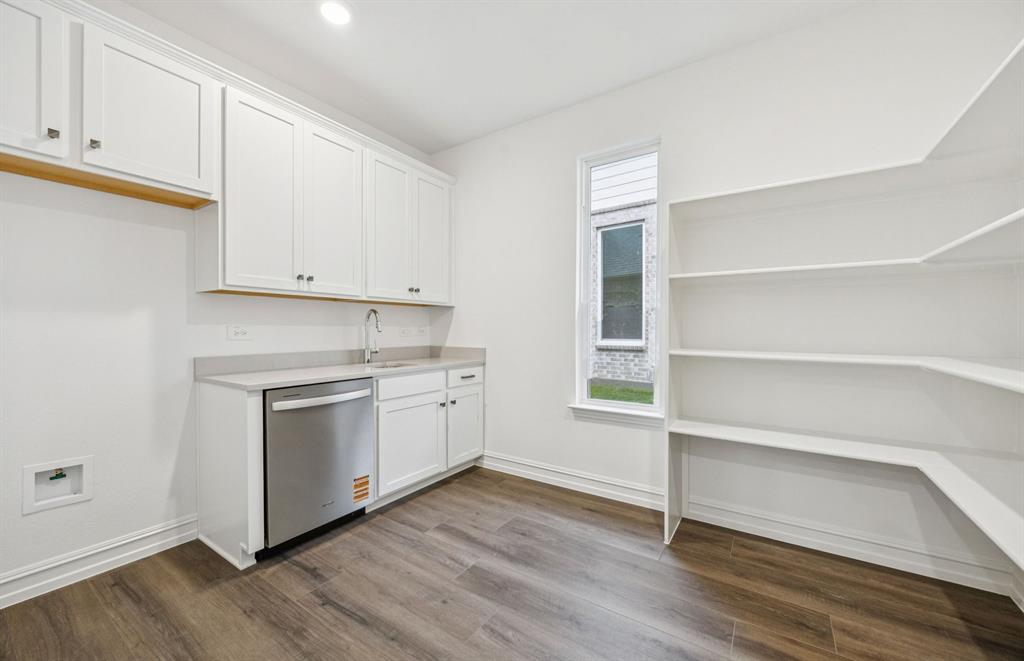 11140 Roxburgh Road Property Photo 9