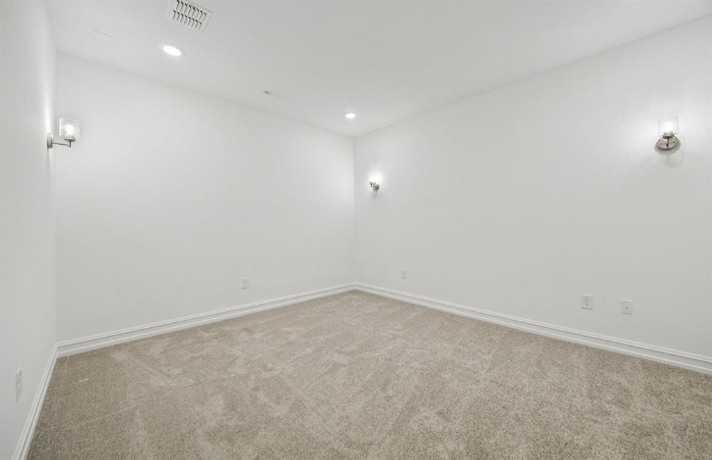 11140 Roxburgh Road Property Photo 12