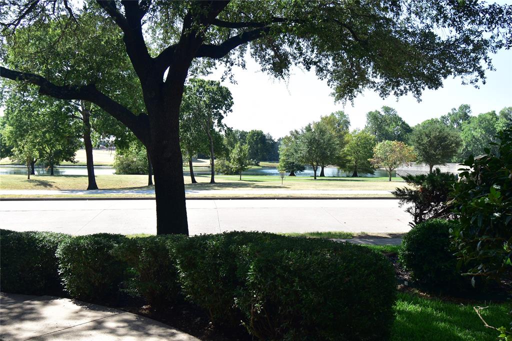 1109 Shadow Lakes Boulevard Property Photo 7