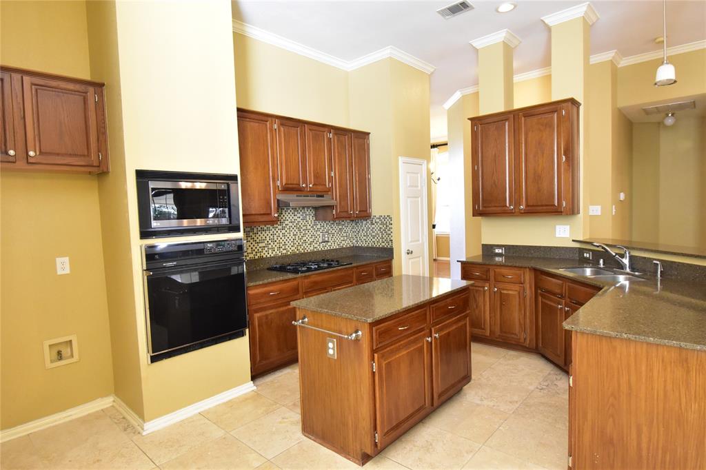 1109 Shadow Lakes Boulevard Property Photo 14