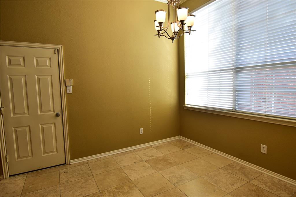 1109 Shadow Lakes Boulevard Property Photo 16