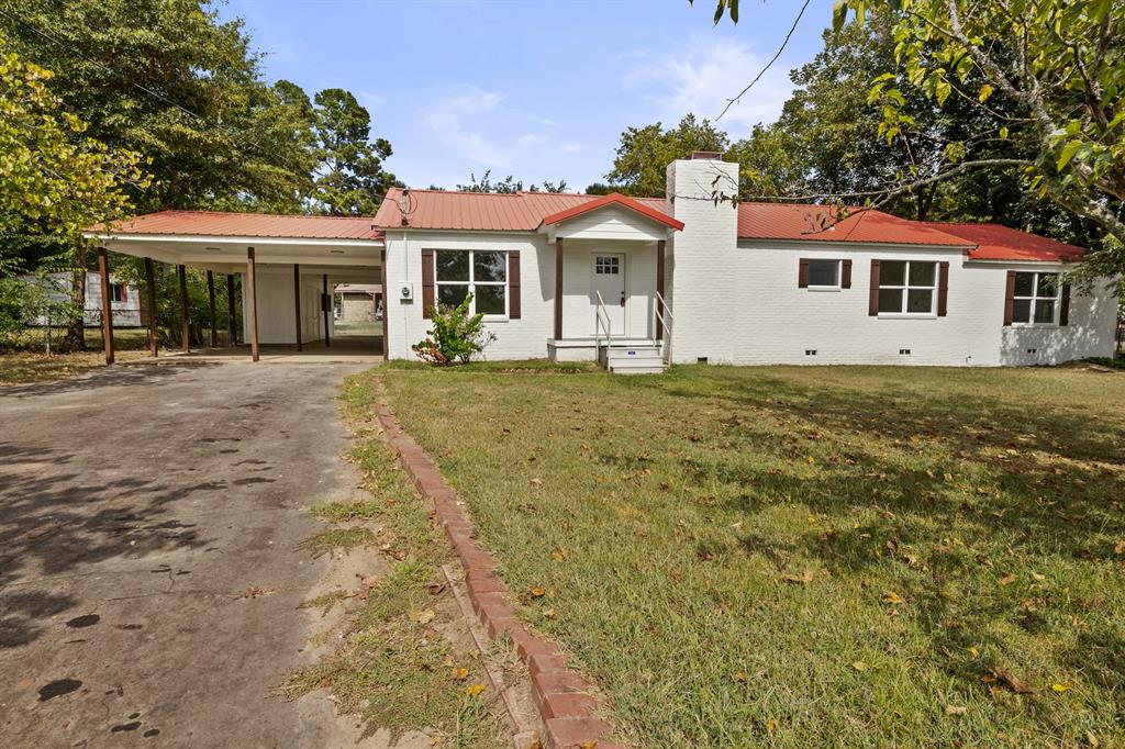 111 Walker Drive Property Photo 1